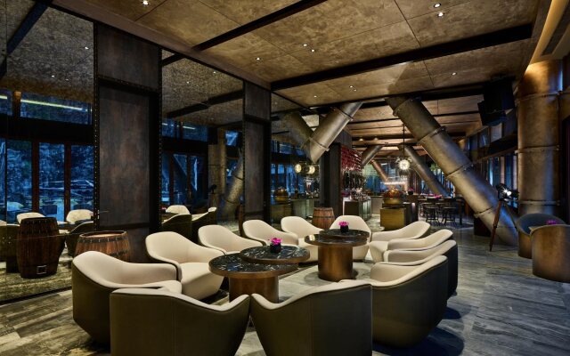 InterContinental Shanghai Wonderland by IHG