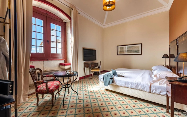 Pousada Castelo de Óbidos - Historic Hotel