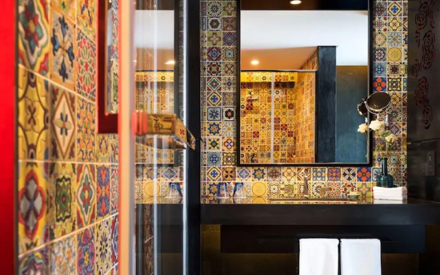 Harbin 22C Boutique Hotel