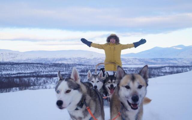 Abisko net Hostel & Huskies