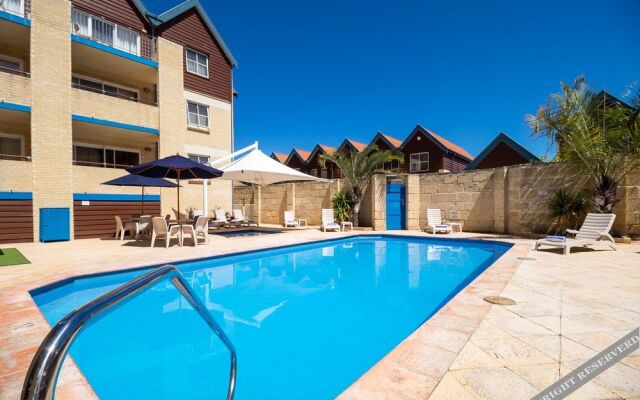 Hillarys Harbour Resort Apartments