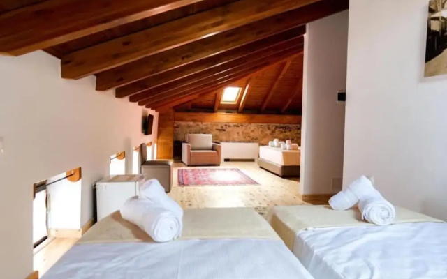 Hotel Kapllani