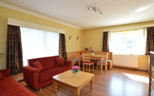 Cozy Apartment in Sankt Margarethen im Lungau near Ski Lift