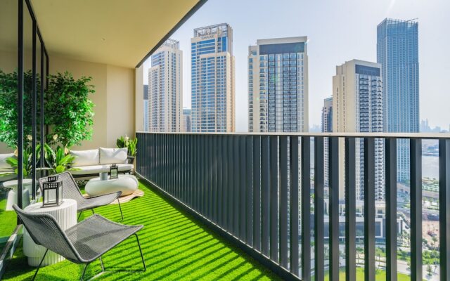 Spacious Apt With Incredible Canal and Park Views