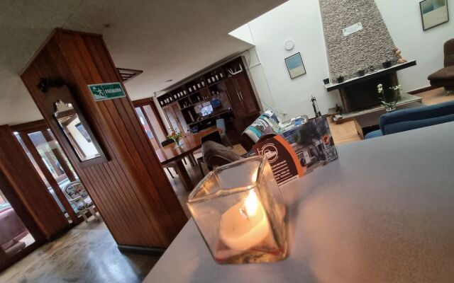 La parada del tren Hostel