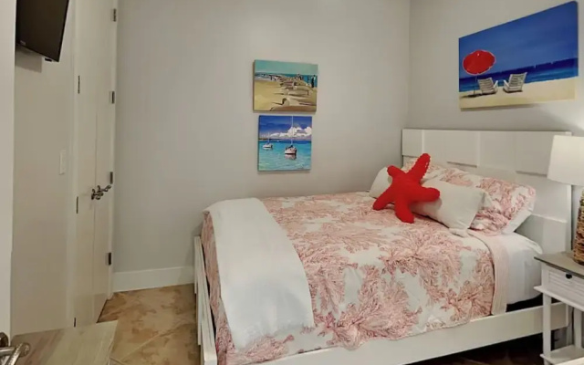 Low Tides by Ryson Vacation Rentals