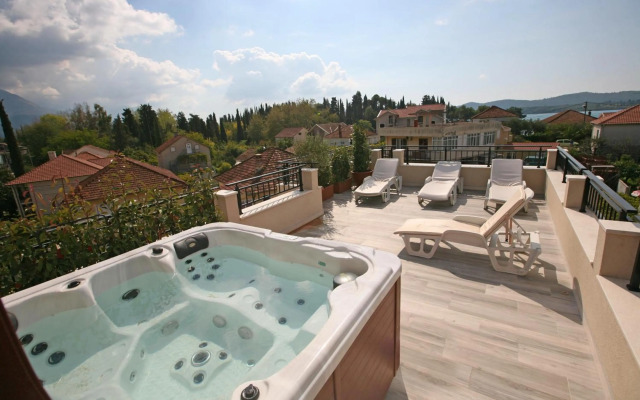 Villa Royal