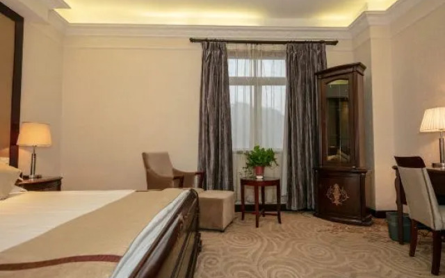Huchuan Hotel