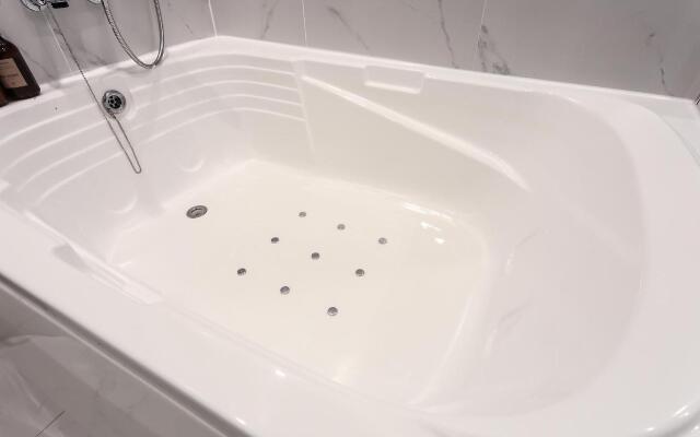 Browndot Hotel - Gold