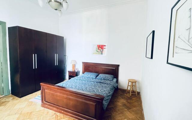 Апартаменты BFR (БФР) на улице Маяковского 27