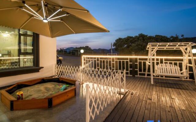 Zhujiajian Haiyu Seaview BNB