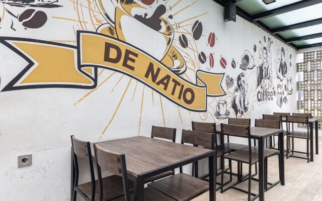 De Natio Guest House Jalan Gaharu by RedDoorz