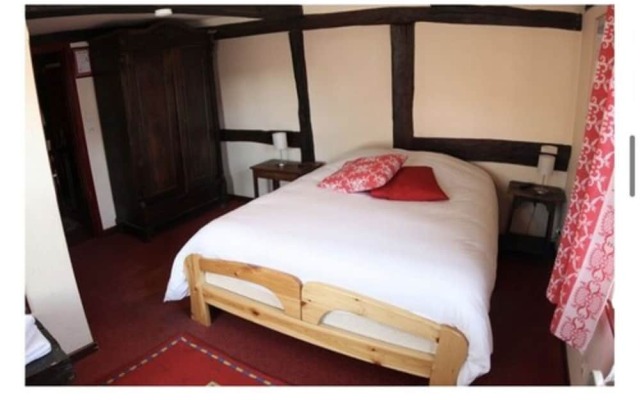 Auberge Du Tisserand