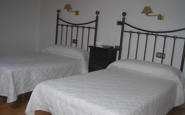 Pension Residencia Ria De Muros