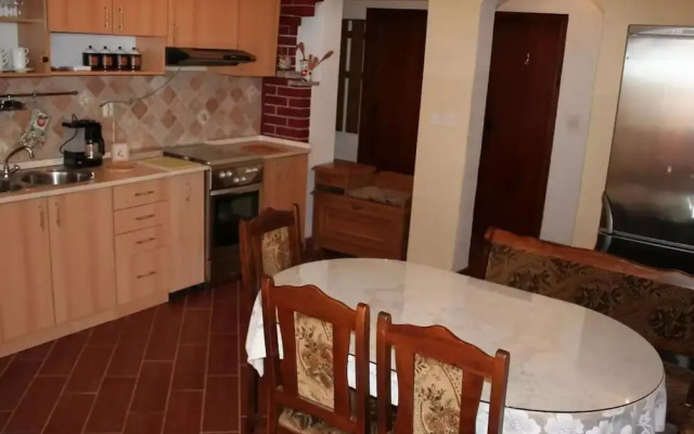 Apartment on the Second Floor