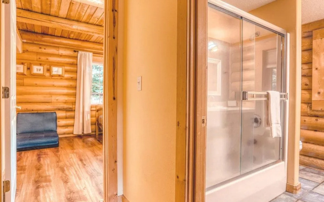 Forest View Lodge
