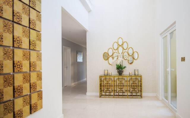 Dream Inn Dubai - Palm Villa Frond E