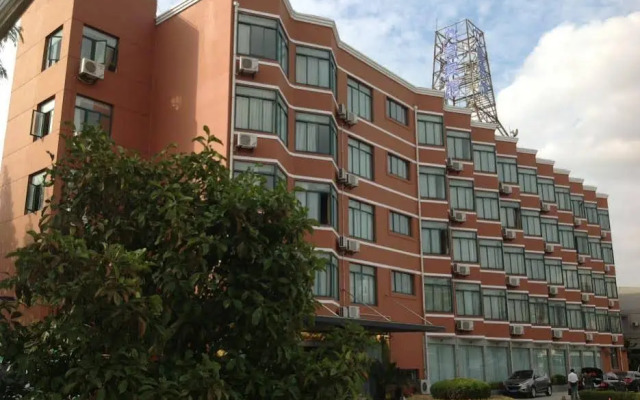 Jiugong Hotel