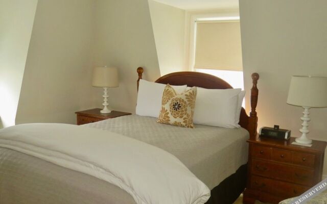 The Hotel Marblehead