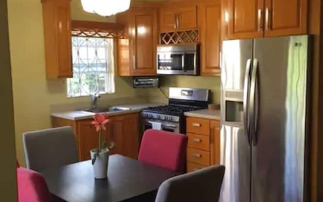 Valley Breeze Guest House