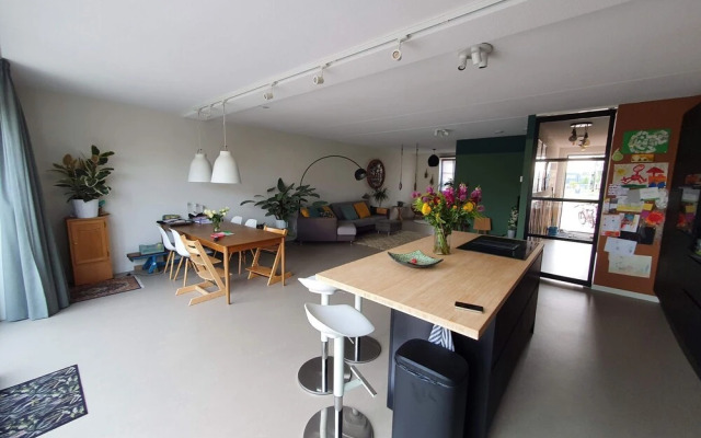 Spacious Holiday Home in Alkmaar With Garden