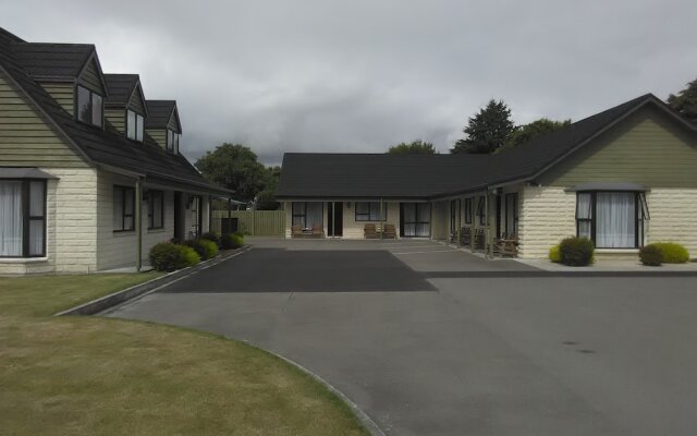 Academy Lodge Motel