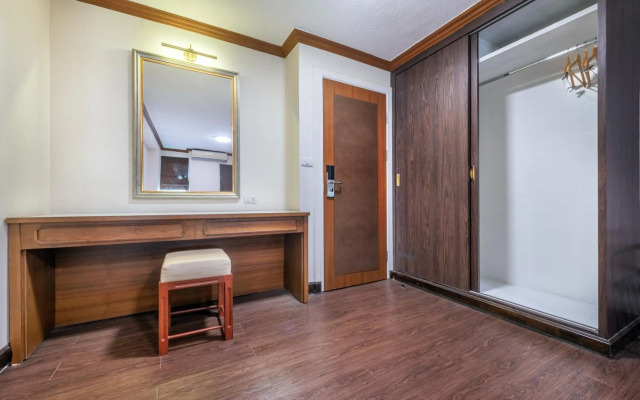 Gidea Park Hotel