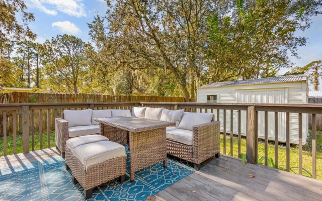 The Oak Hideaway Pet Friendly 3bd!