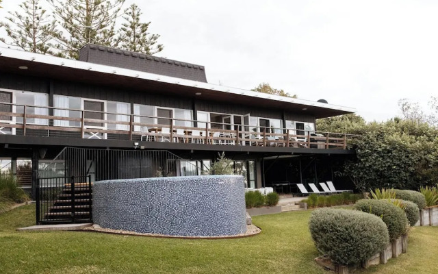 Bannisters Beach House