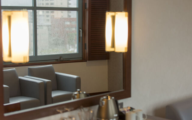 Premier Hotel Mojiko