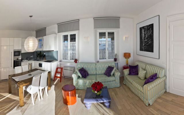 Riva Luxury Suites