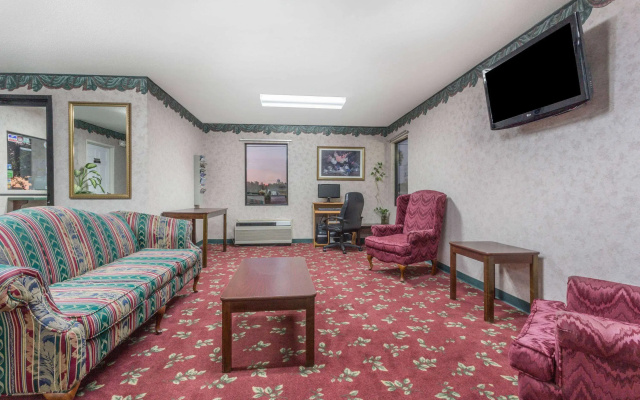 Days Inn by Wyndham Royston