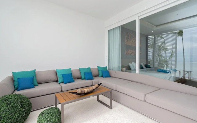 Luxury Apartment Unique Residences