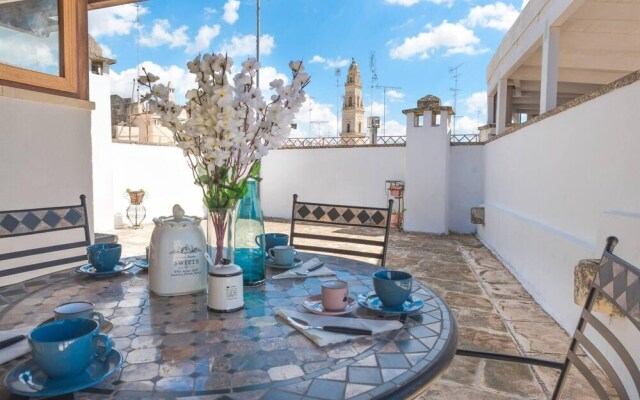 Holiday Home Sleeps 6 in the Historic Center of Le