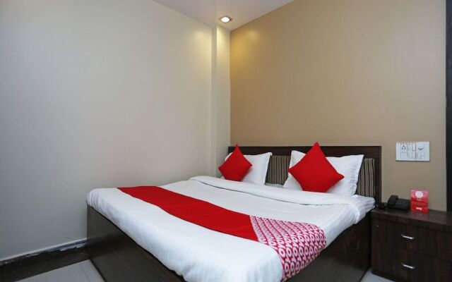 OYO 3901 Hotel Ashoka Palace