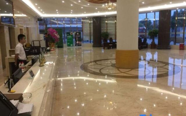 Yeste Yestour Hotel (Jieyang Qishan Forest Park)