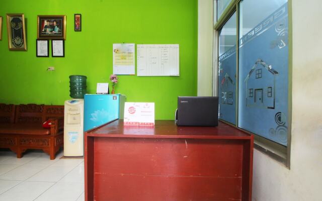 OYO 1804 Guest House Oema'h Opa