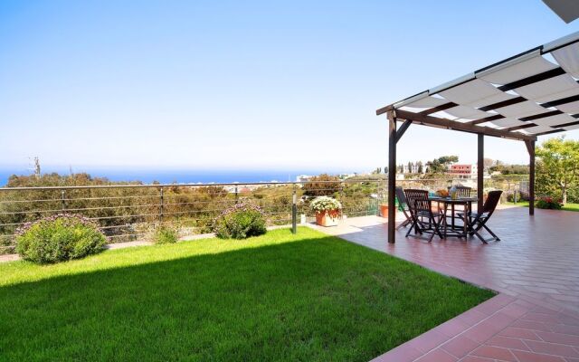 Villa Venetico Apartment