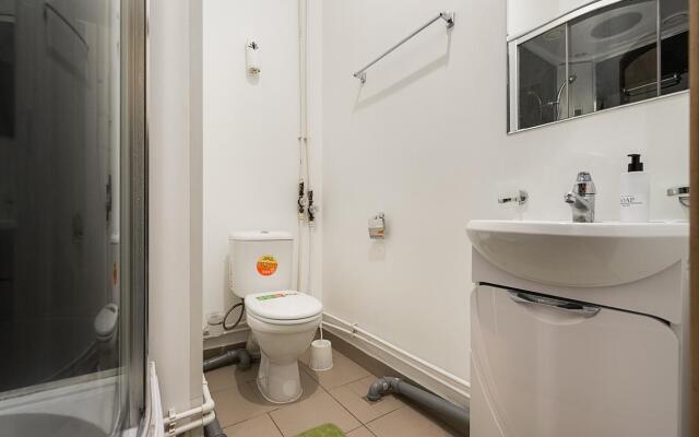 ВПитер на сутки на улице Петропавловская