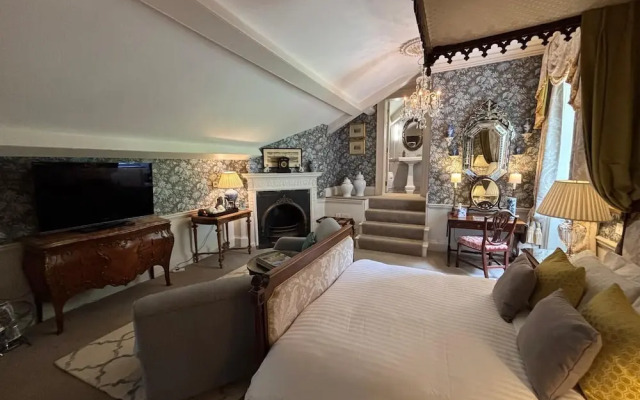 Park Hall Manor