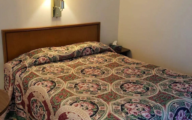 Town N Country Motor Inn