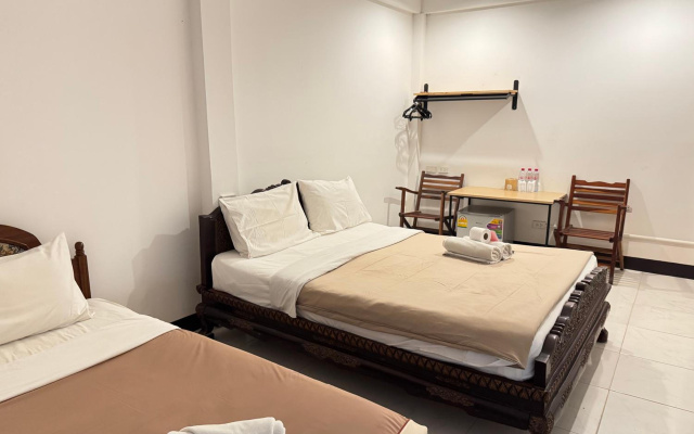 Collection O Khu Mueang near Tha Phae Gate (formerly Lai Thai Guesthouse) – Guest Rooms – Chiang Mai