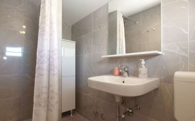 Apartments Dragica 1251