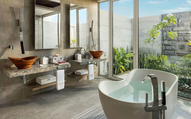 Jumeirah Olhahali Island