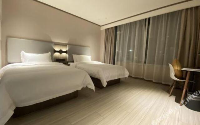 HanTing Hotel (Xinjiang Jiangzhou Avenue)