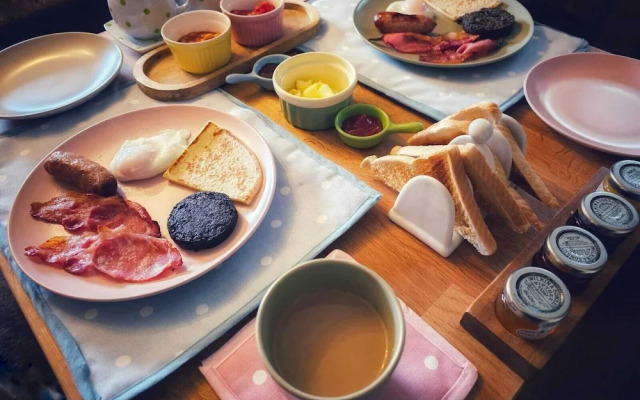 Bridgend House B & B