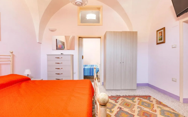 2043 Antica Dimora Stasi by Barbarhouse