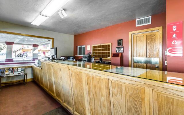 Econo Lodge Inn & Suites Durango
