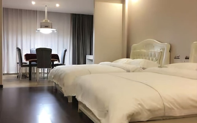 Yueliangwan Hotel
