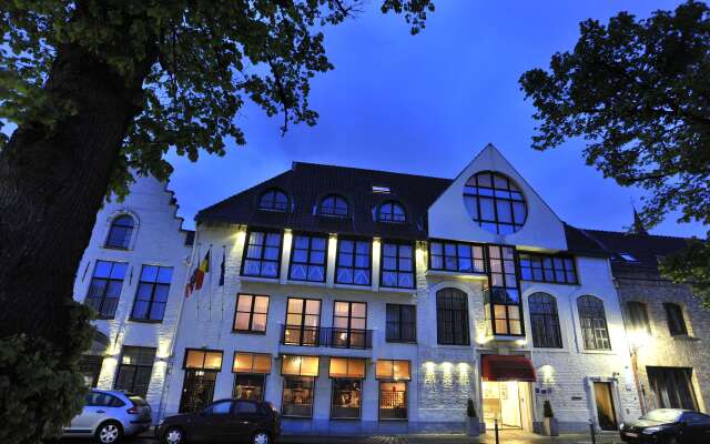 hotelImage